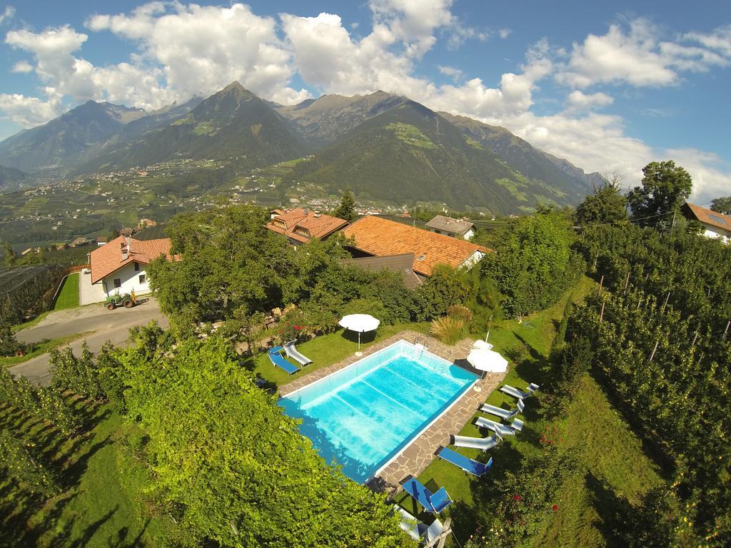 Krebishof Agriturismo Schenna Exterior photo